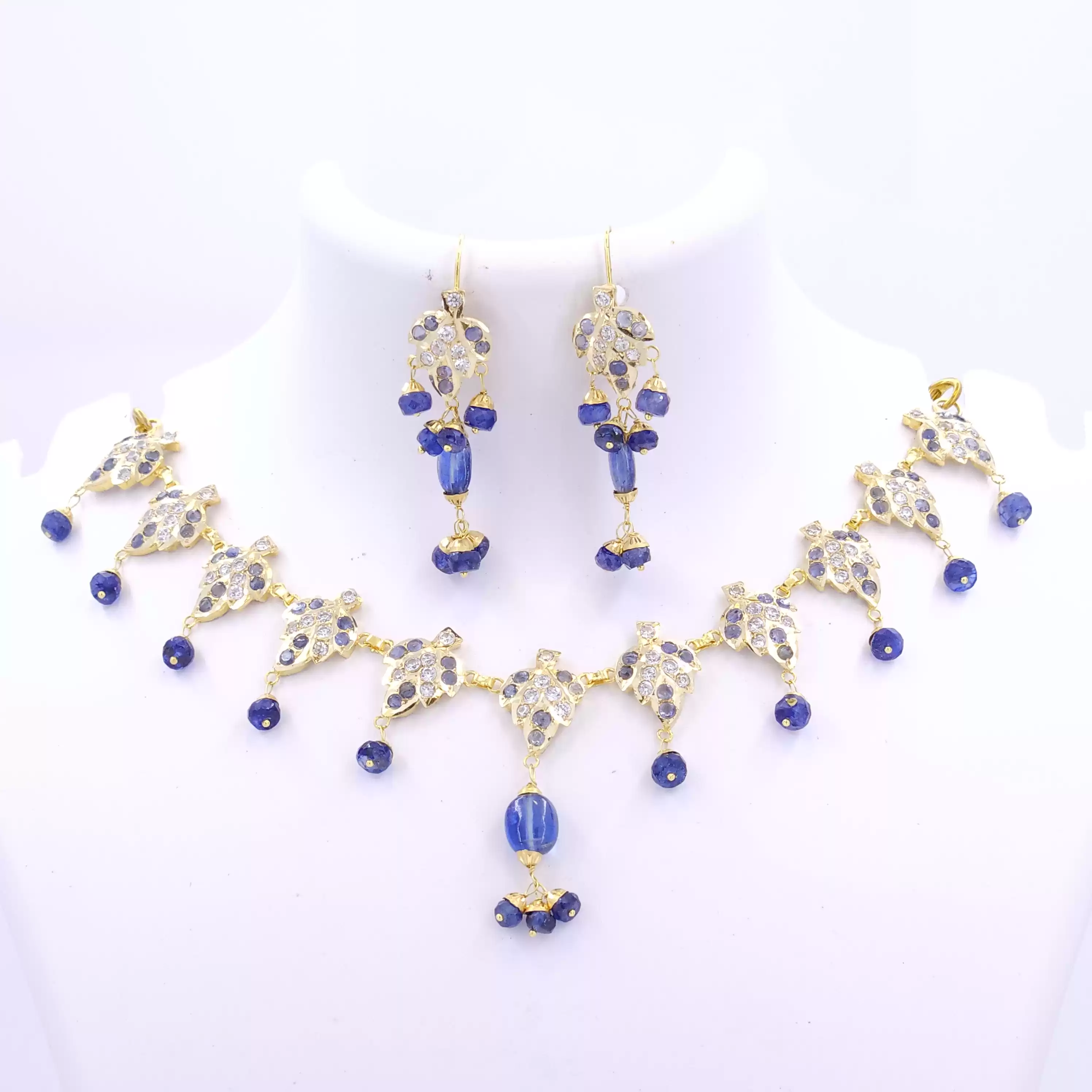 Neelara Glow