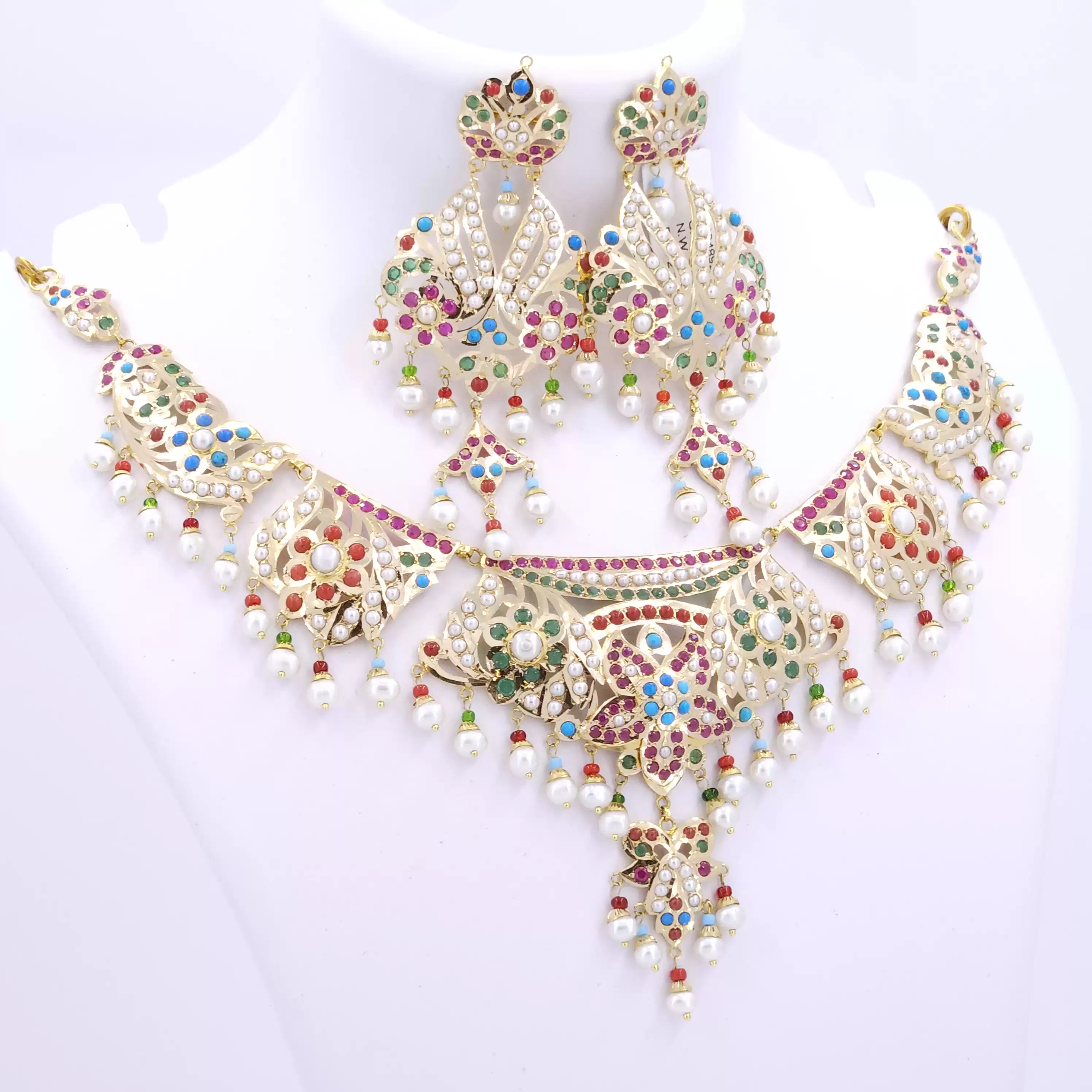 Meharnoor Set